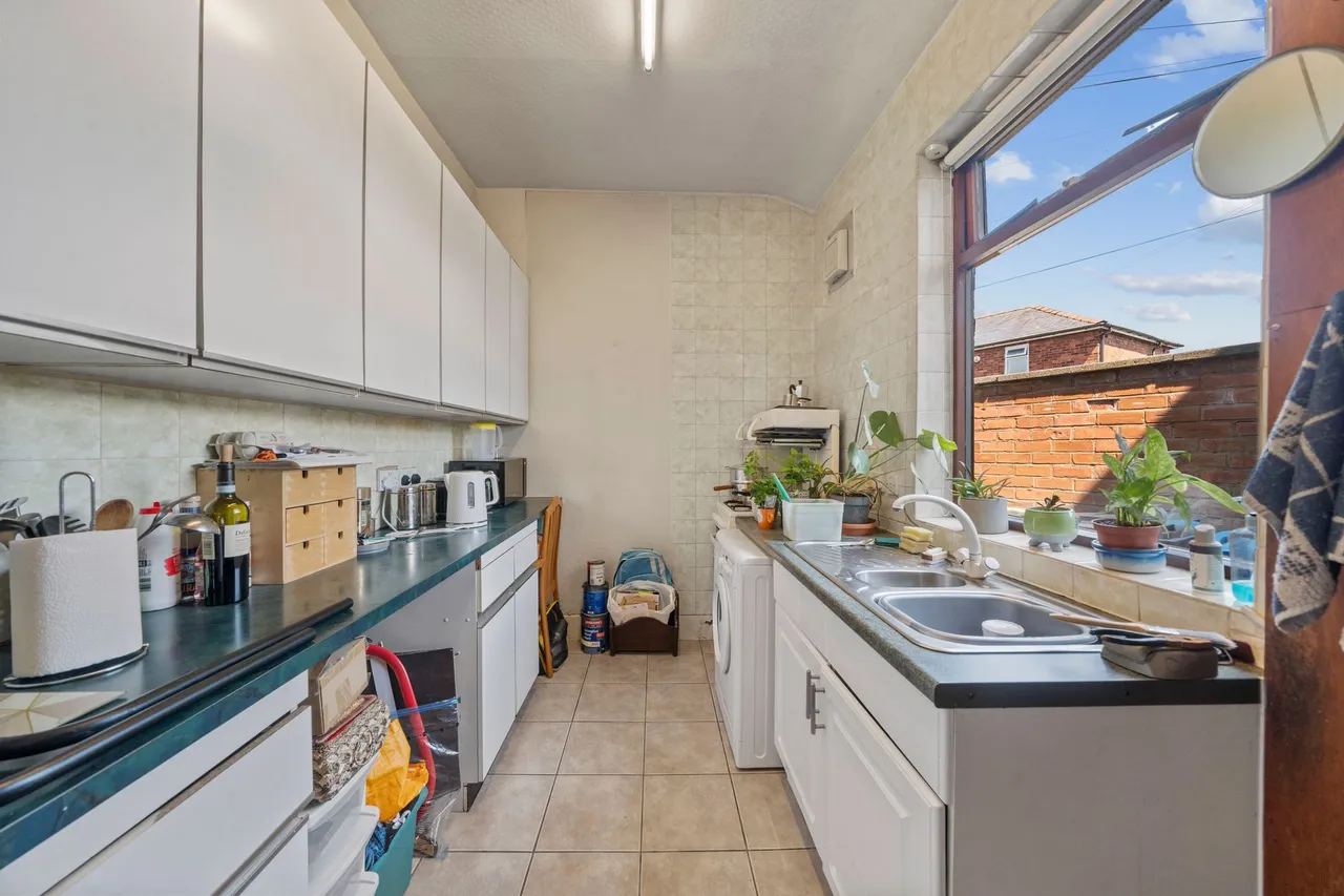 Holden Road, Leigh, Leigh, WN7 1EX, photo 3