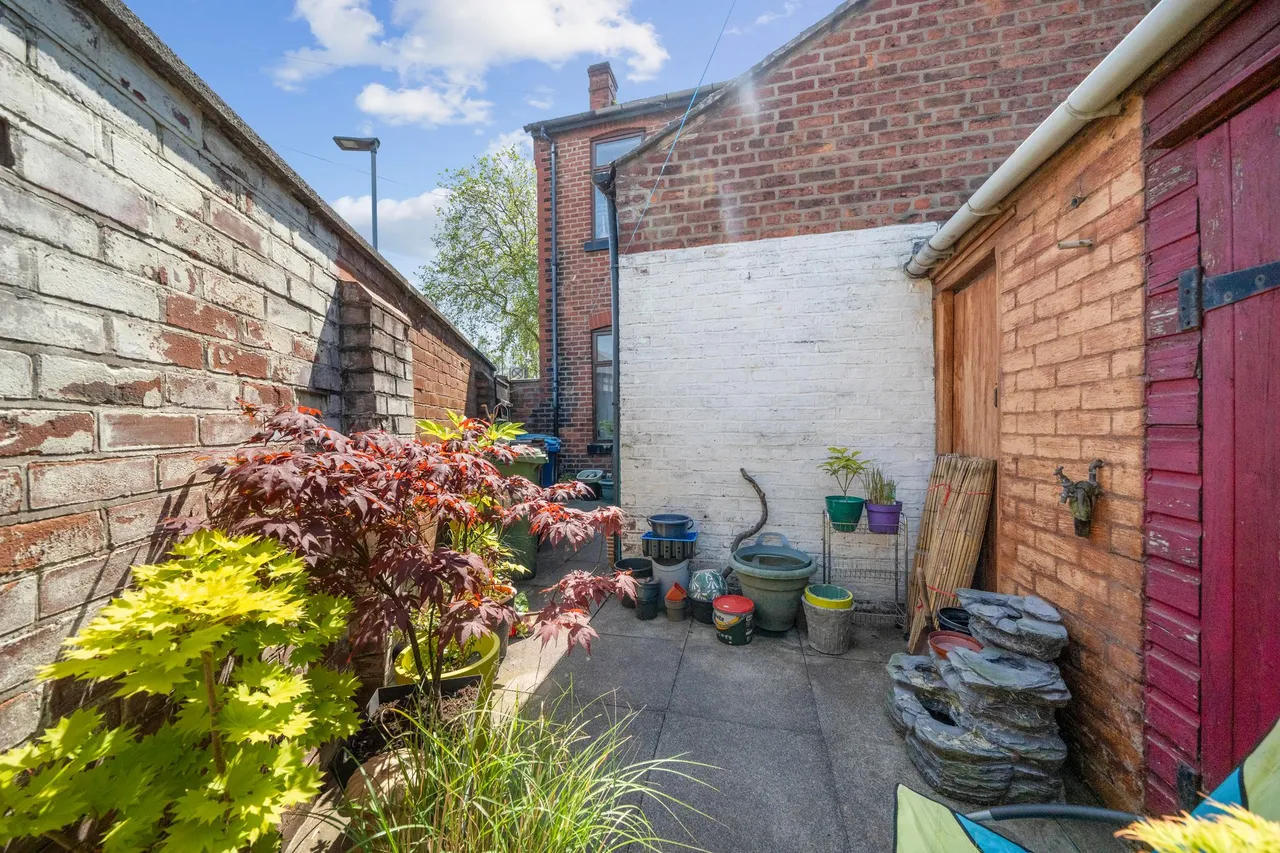 Holden Road, Leigh, Leigh, WN7 1EX, photo 4