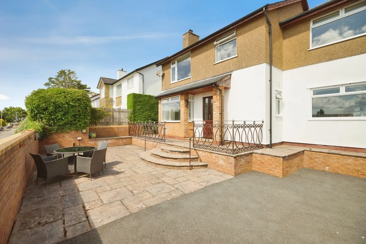 4 bed house for sale, Ala Road, Pwllheli, LL53