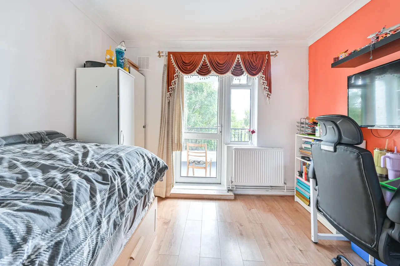 24 Laughton House, Tulse Hill, London, photo 10