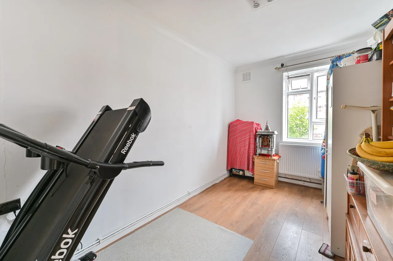 24 Laughton House, Tulse Hill, London, photo 7