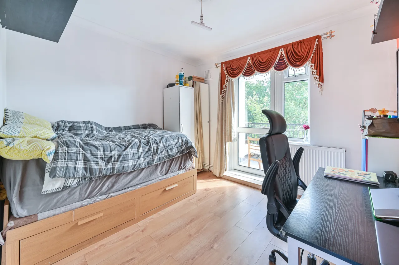 24 Laughton House, Tulse Hill, London, photo 6