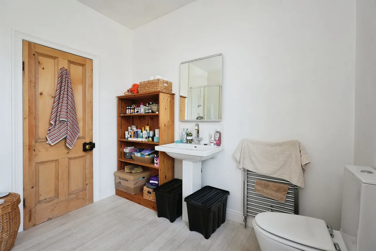 Tanfield Road, Birkby, Huddersfield, photo 12