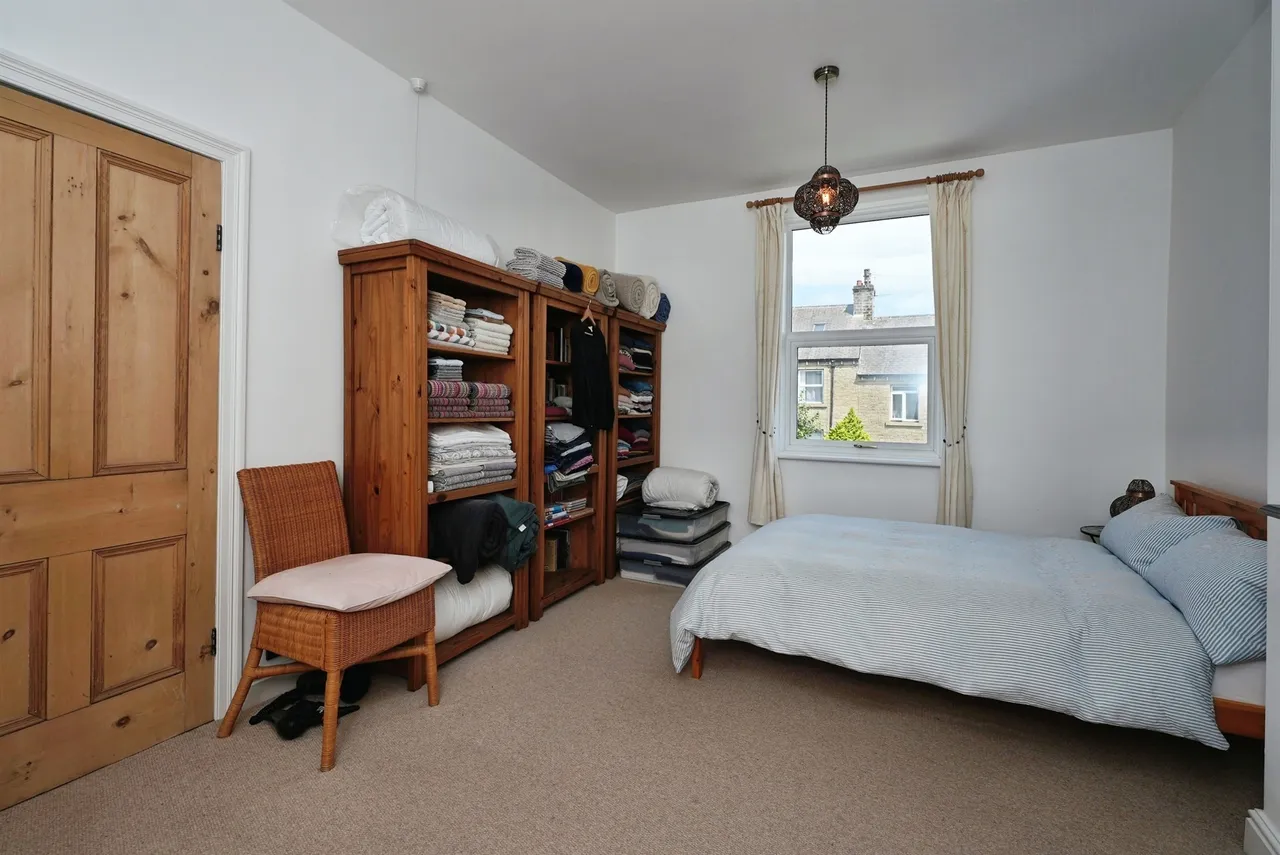 Tanfield Road, Birkby, Huddersfield, photo 8
