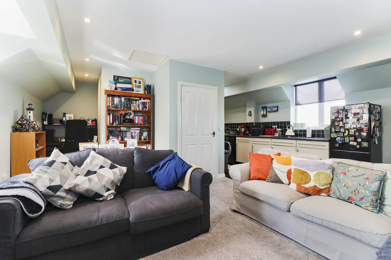 Queenswood Road, Sheffield, S6, photo 9