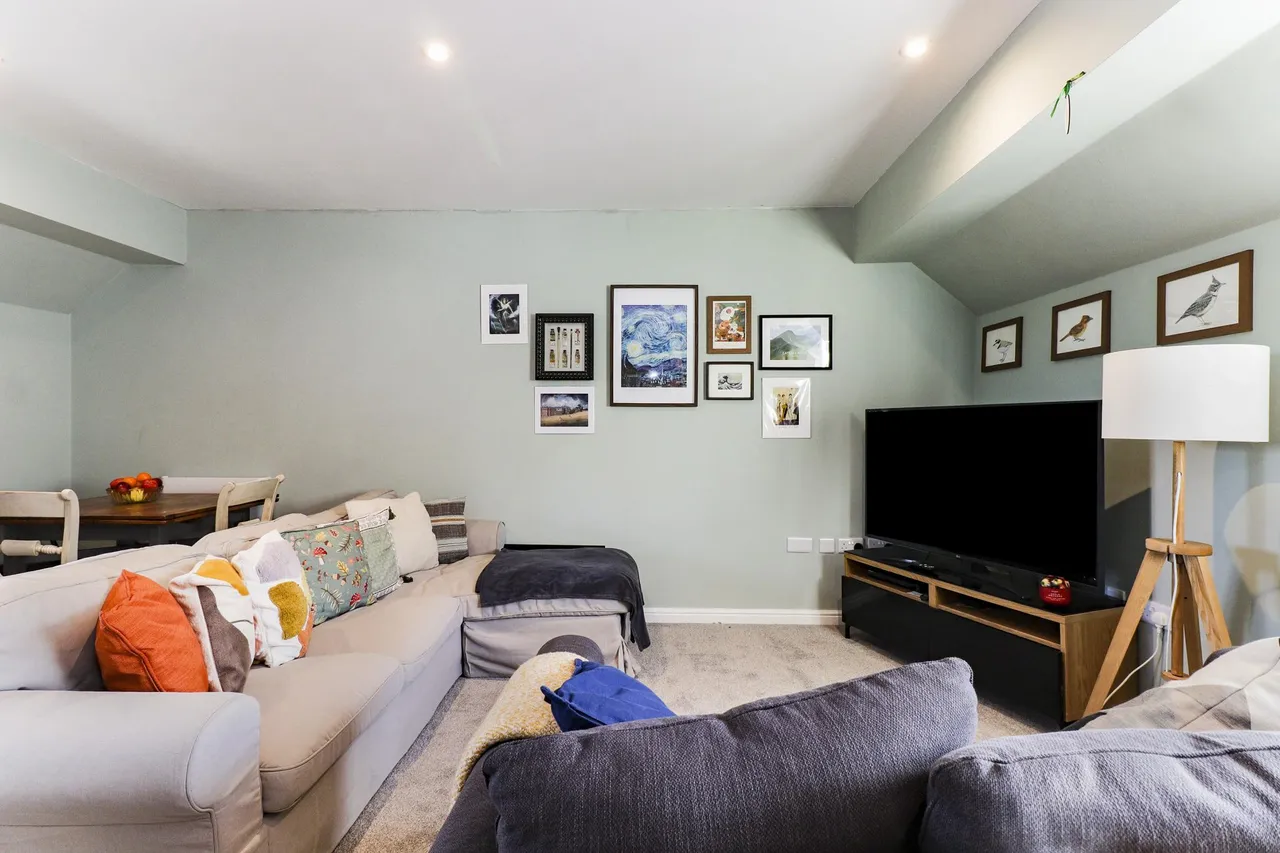 Queenswood Road, Sheffield, S6, photo 14