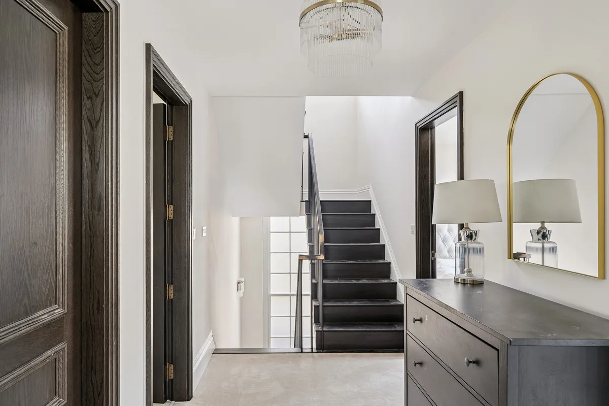 Hurst Road, East Molesey, KT8, photo 15