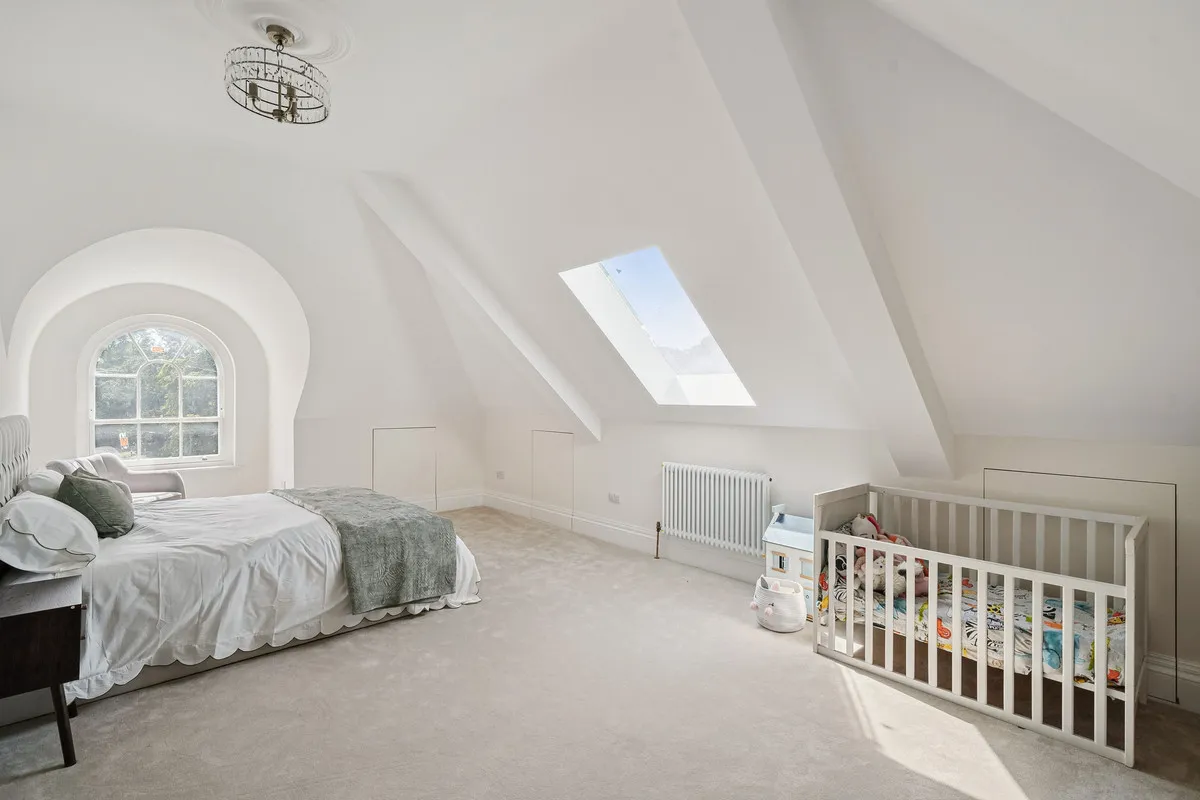 Hurst Road, East Molesey, KT8, photo 27