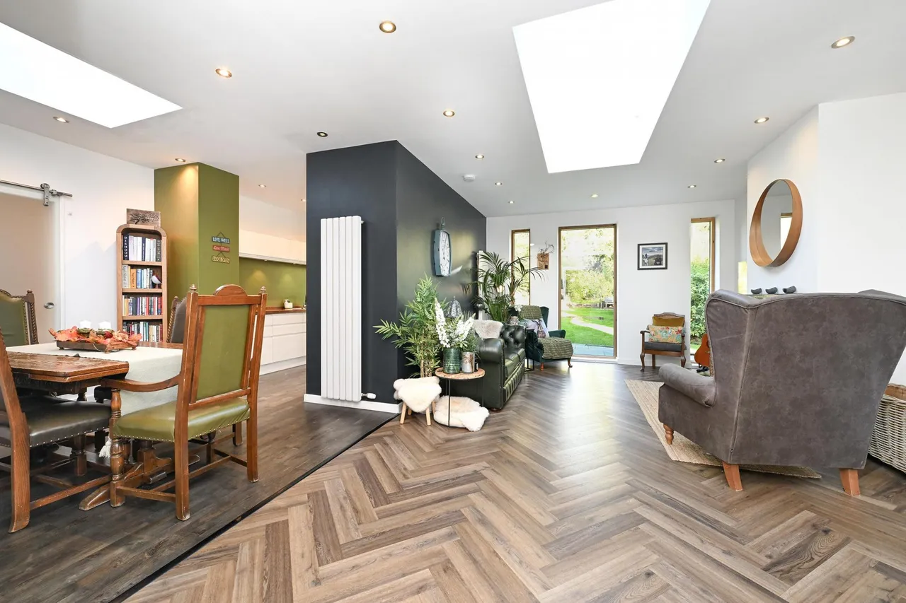 Station Road, Peebles, EH45, photo 6