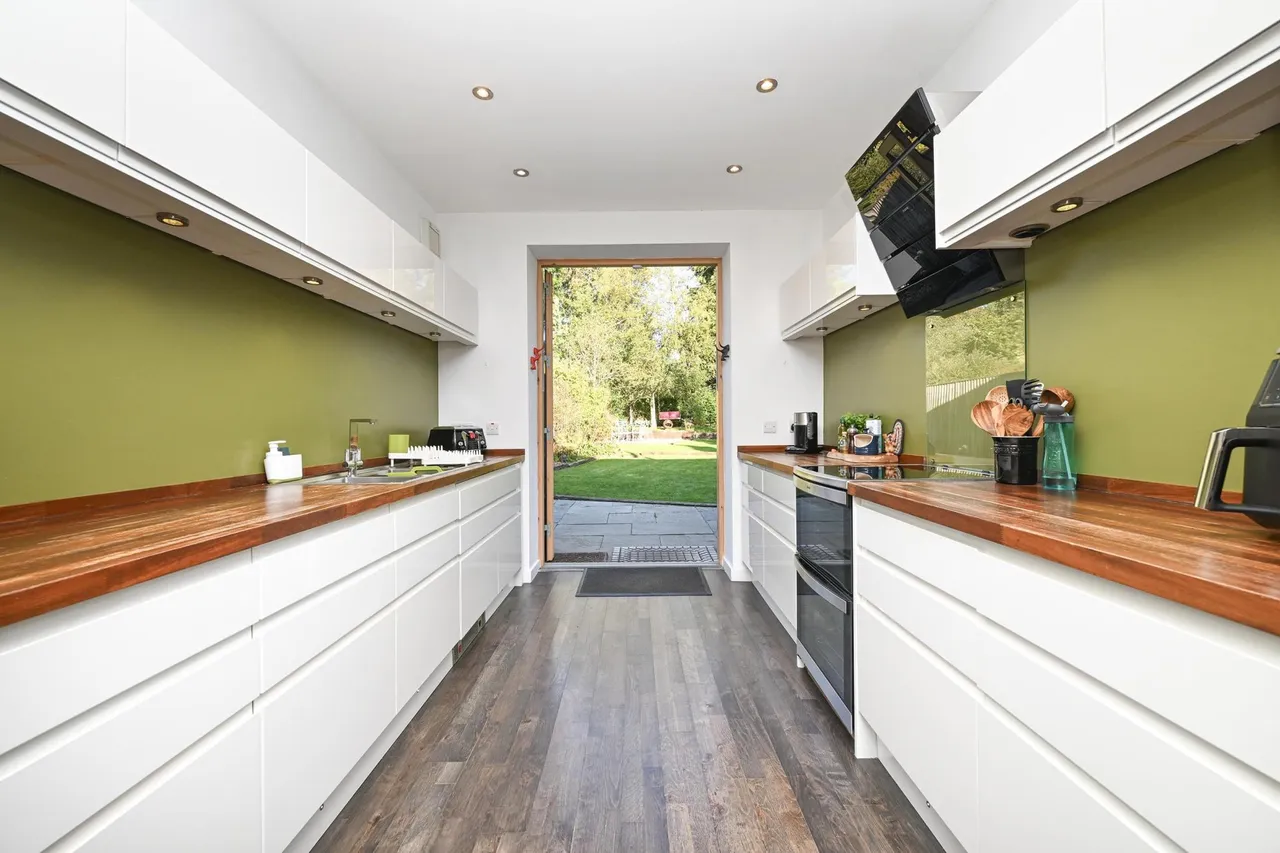 Station Road, Peebles, EH45, photo 17