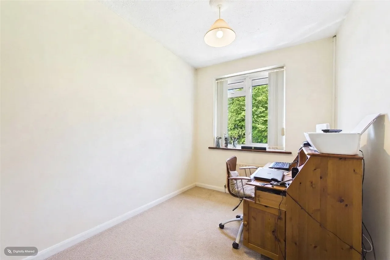 Fowlers Mead, Chobham, GU24, photo 10