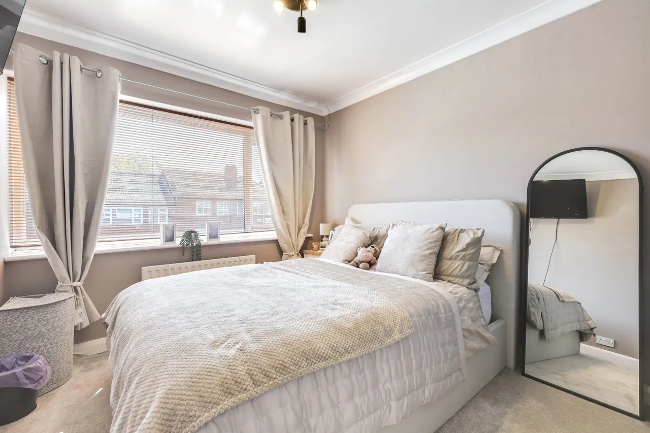 Springfield Close, Horsforth, LS18, photo 10