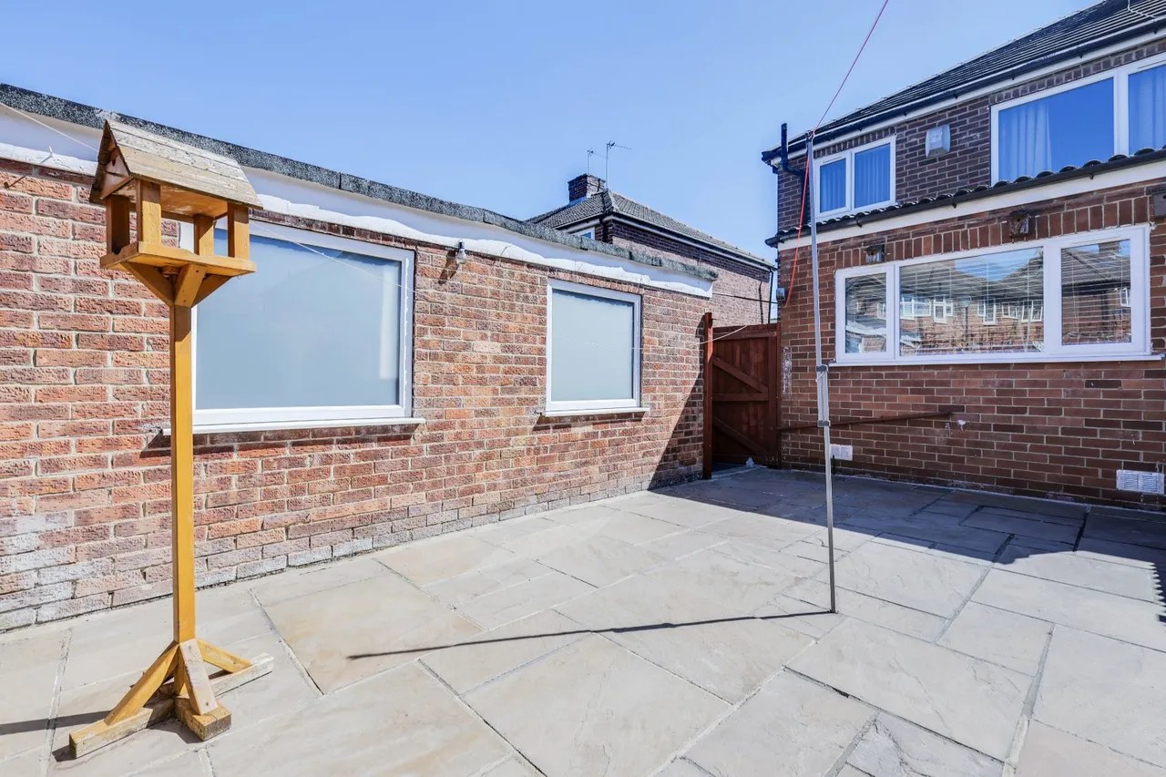 Springfield Close, Horsforth, LS18, photo 15