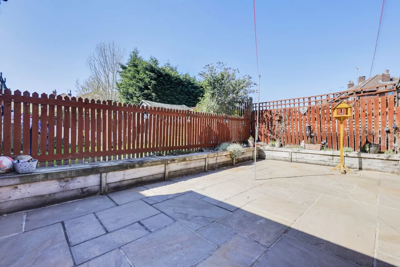 Springfield Close, Horsforth, LS18, photo 16