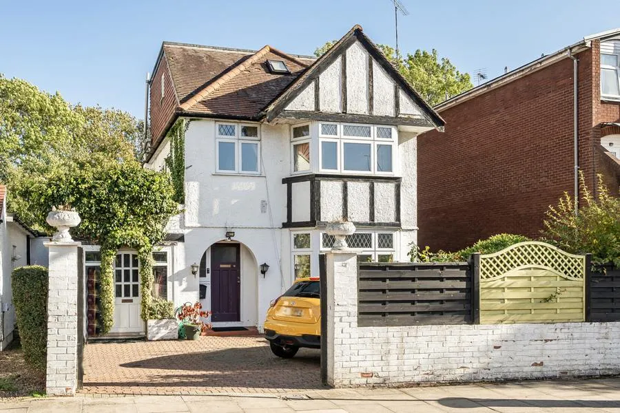 Holders Hill Drive, London, NW4, photo 20