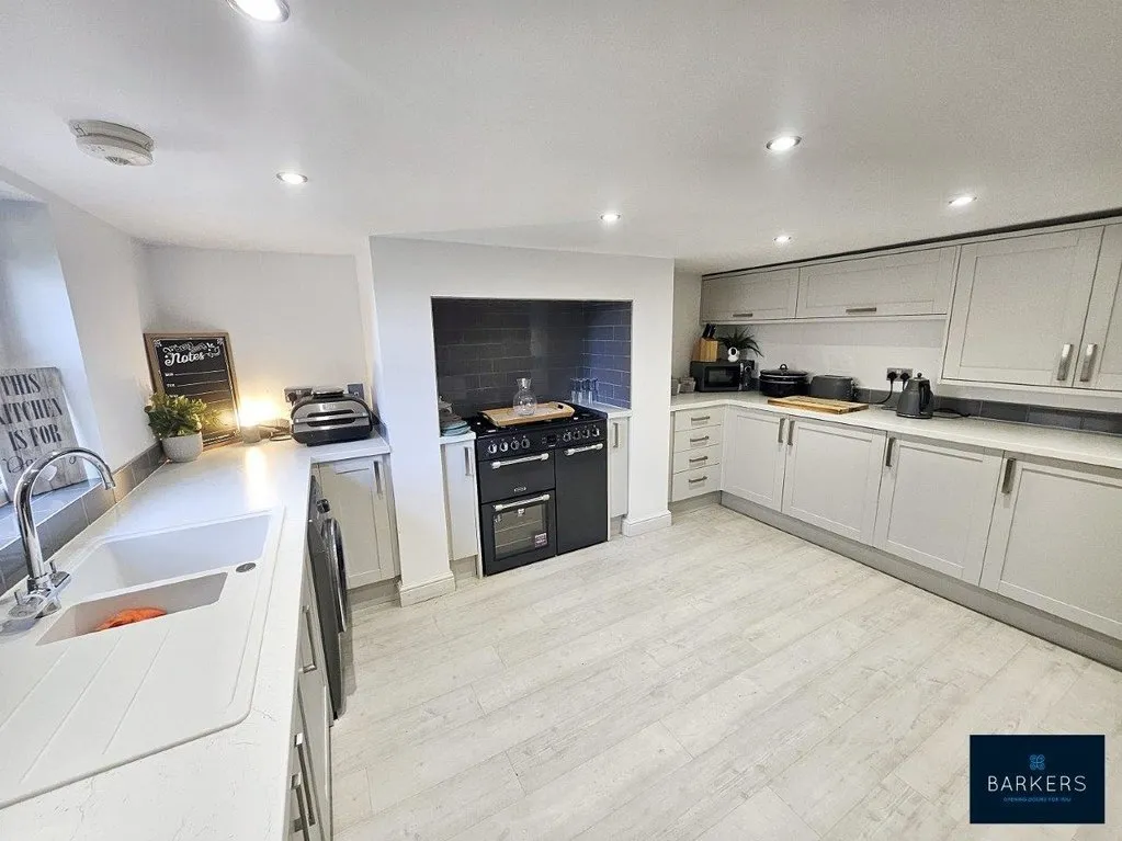 Wesley Street, Cleckheaton BD19 3PU, photo 3