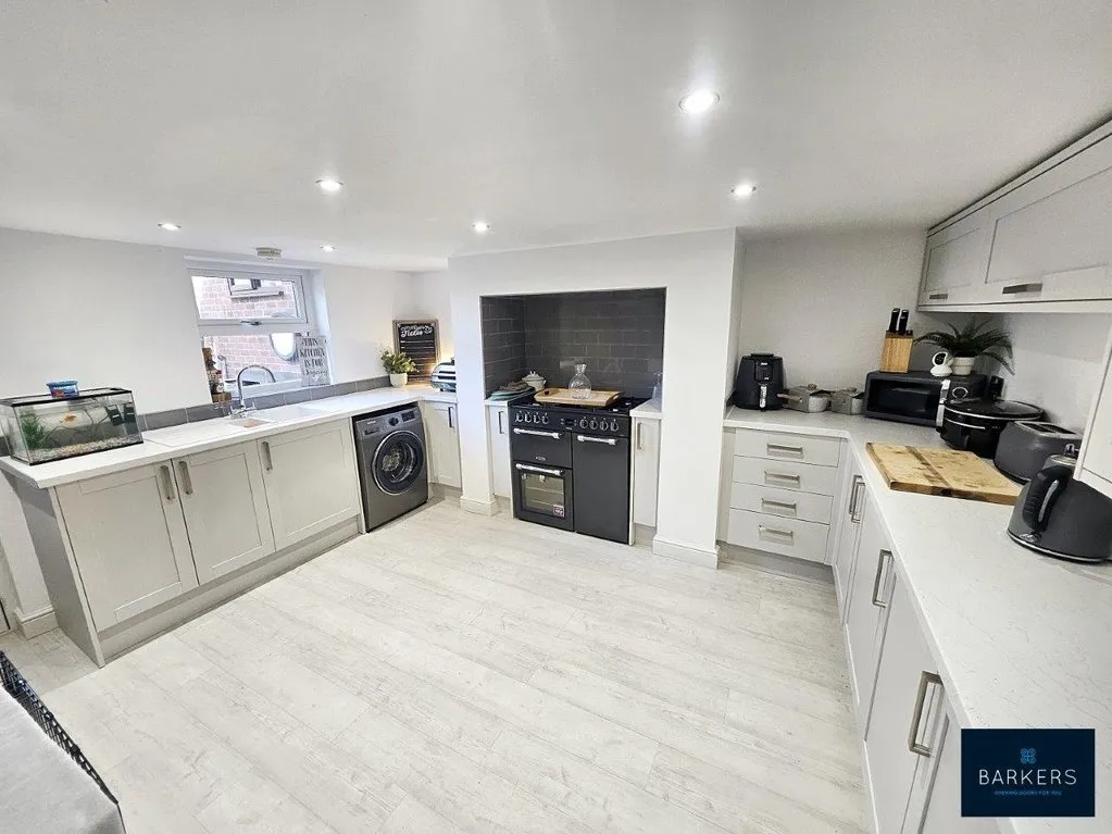 3 bed house for sale — Wesley Street, Cleckheaton BD19 3PU