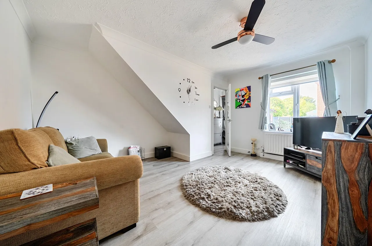 Lilac Close, Middleton-On-Sea, PO22, photo 8
