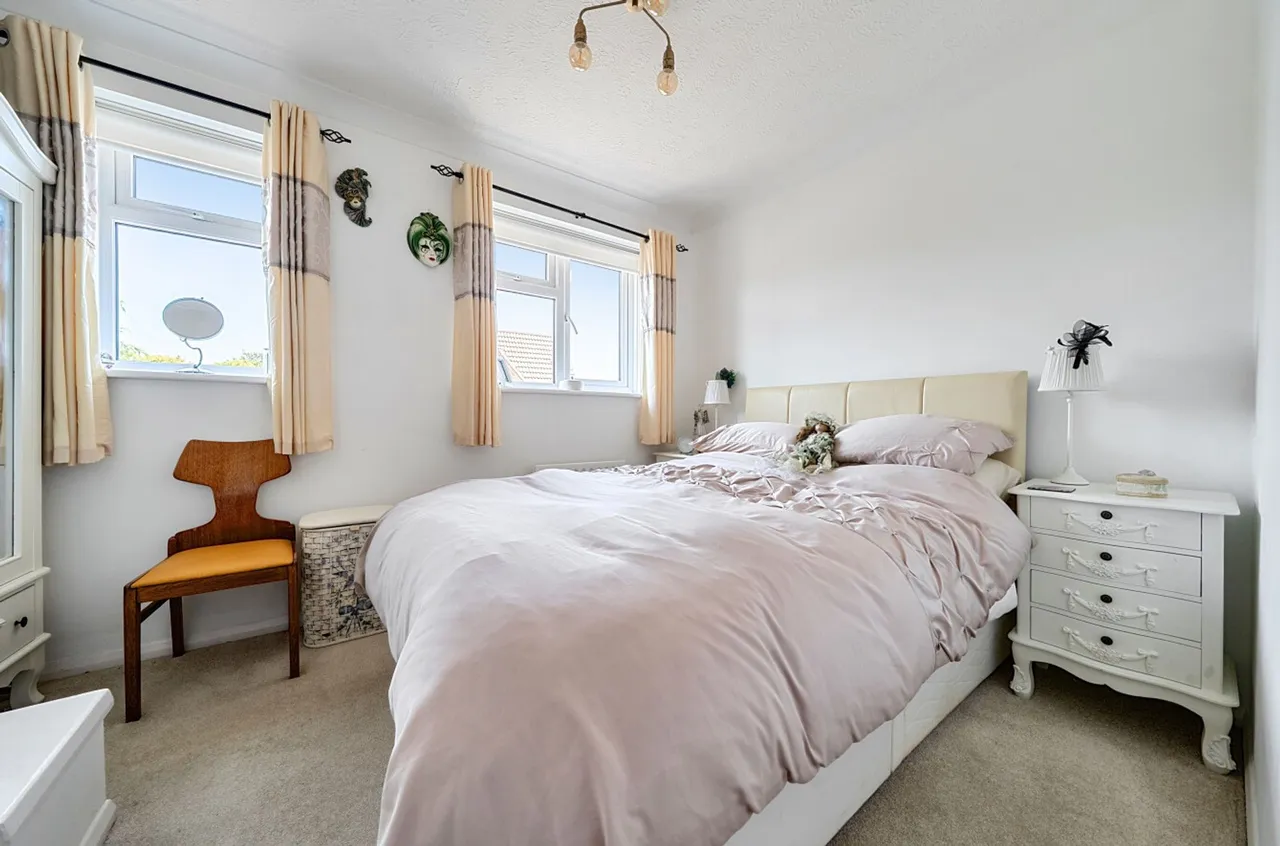 Lilac Close, Middleton-On-Sea, PO22, photo 12