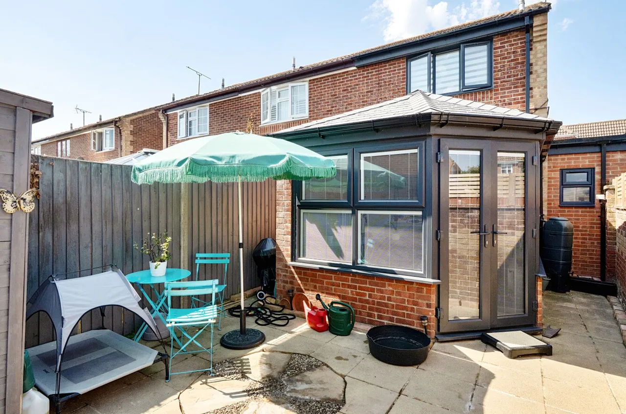 Lilac Close, Middleton-On-Sea, PO22, photo 18