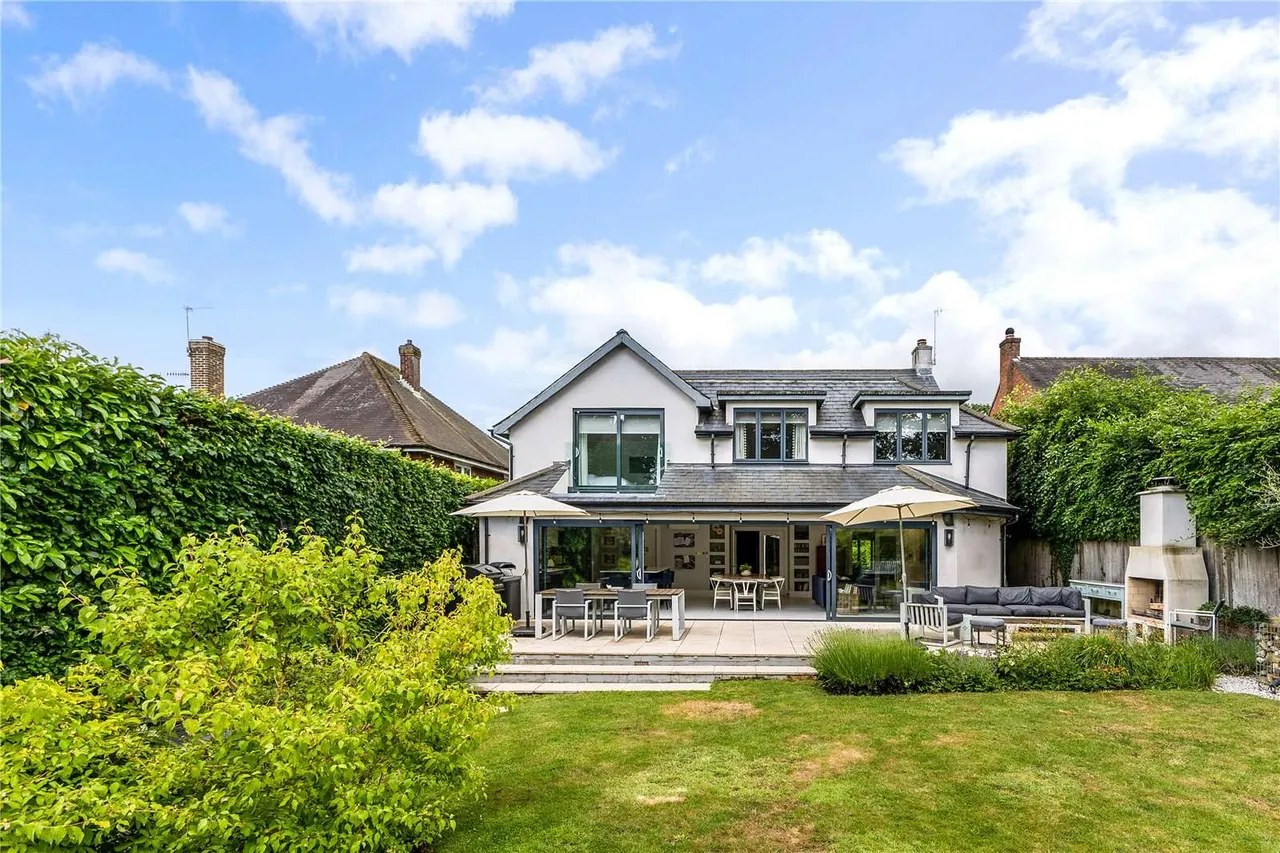 Lodge Close, Stoke d'Abernon, Cobham, Surrey, KT11 2SG, photo 20