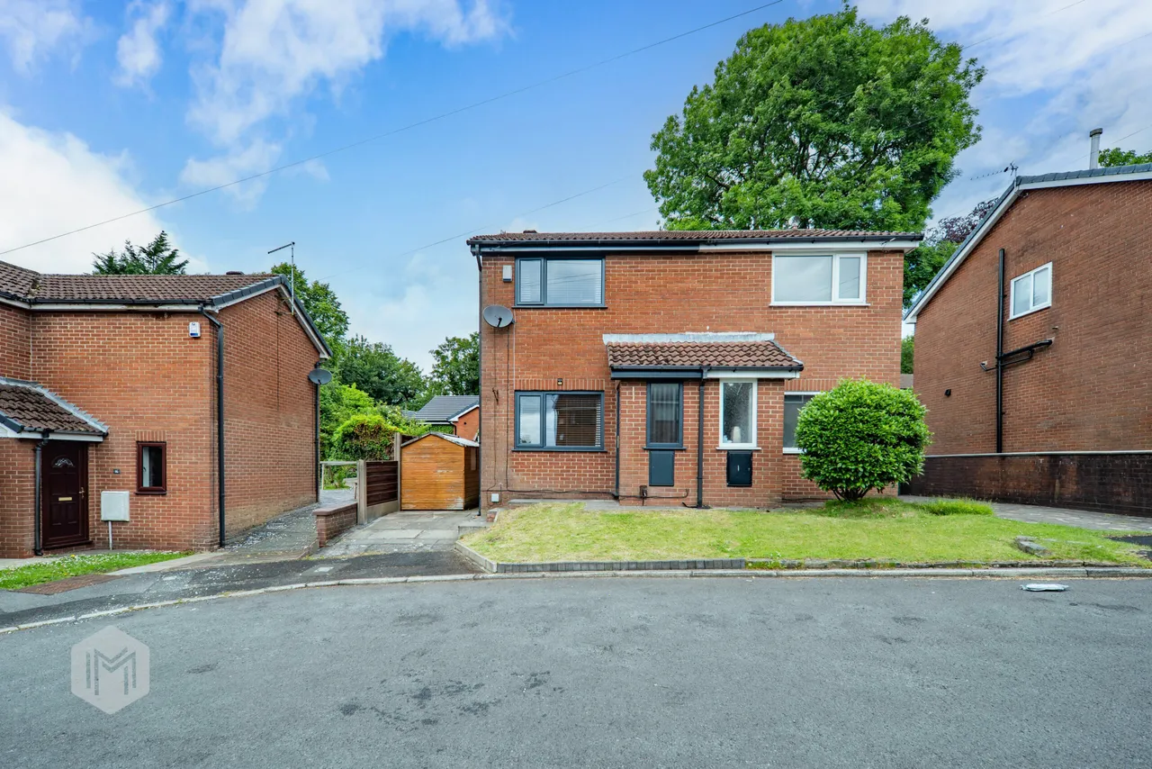 2 bed house for sale — Ascot Meadow, Bury, BL9 0UD