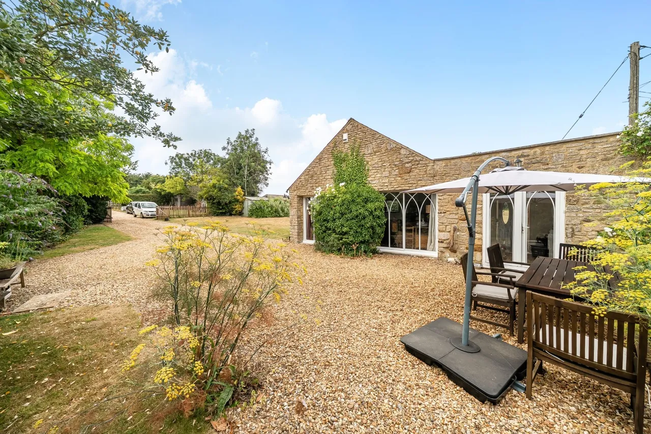 The Field, Aldwincle, NN14, photo 19