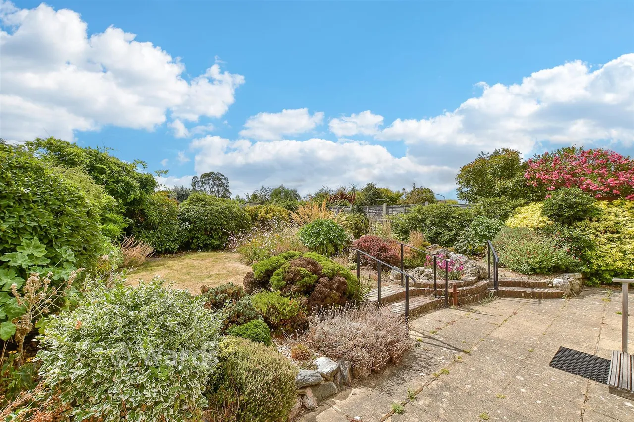 Lawrence Gardens, Herne Bay, CT6, photo 2