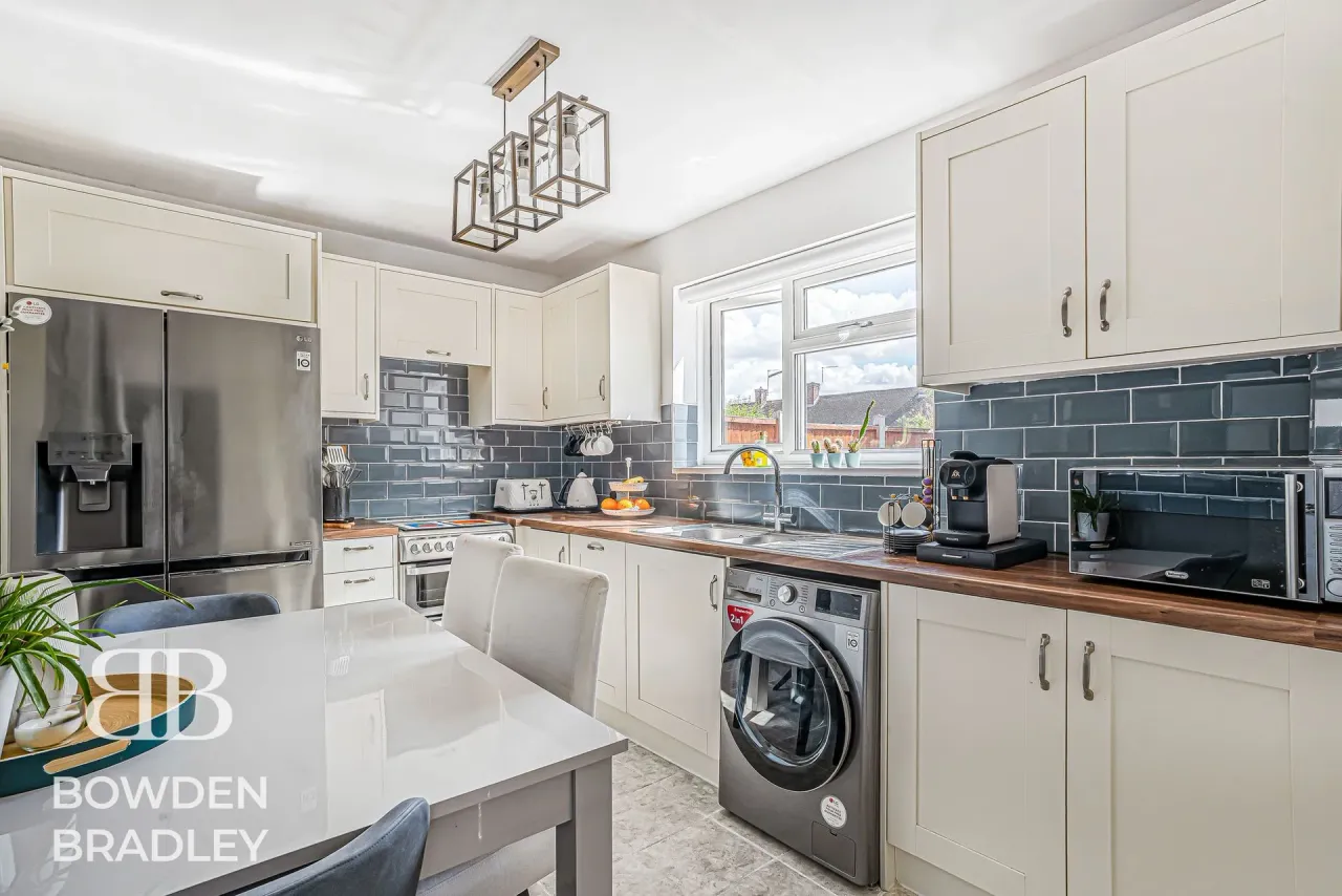 Hanson Drive, Loughton, IG10, photo 2