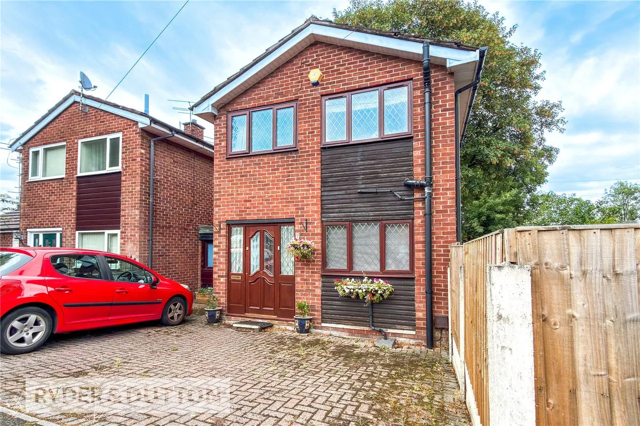 3 bed house for sale, Windsor Road, Newton Heath, M40