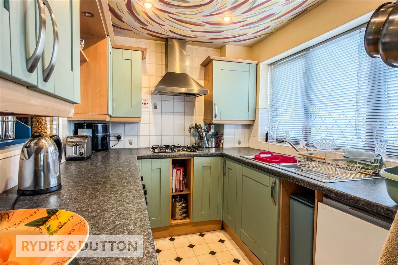 Windsor Road, Newton Heath, M40, photo 7
