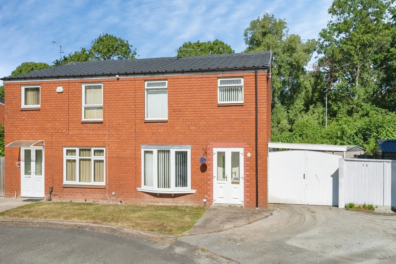 3 bed house for sale — Peasley Close, Padgate, Warrington, Cheshire, WA2