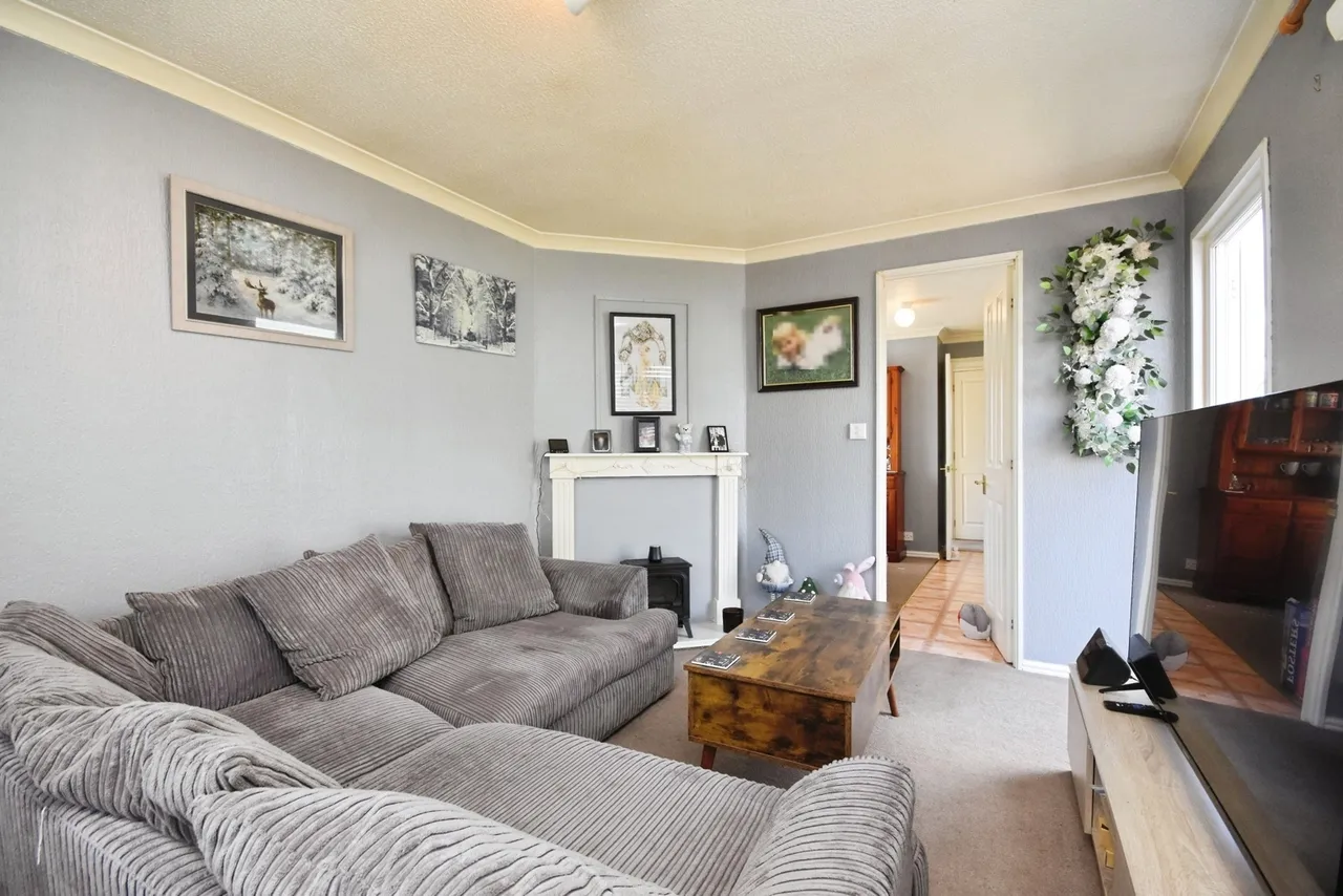 East Avenue, Althorne, Chelmsford, Essex, CM3, photo 3