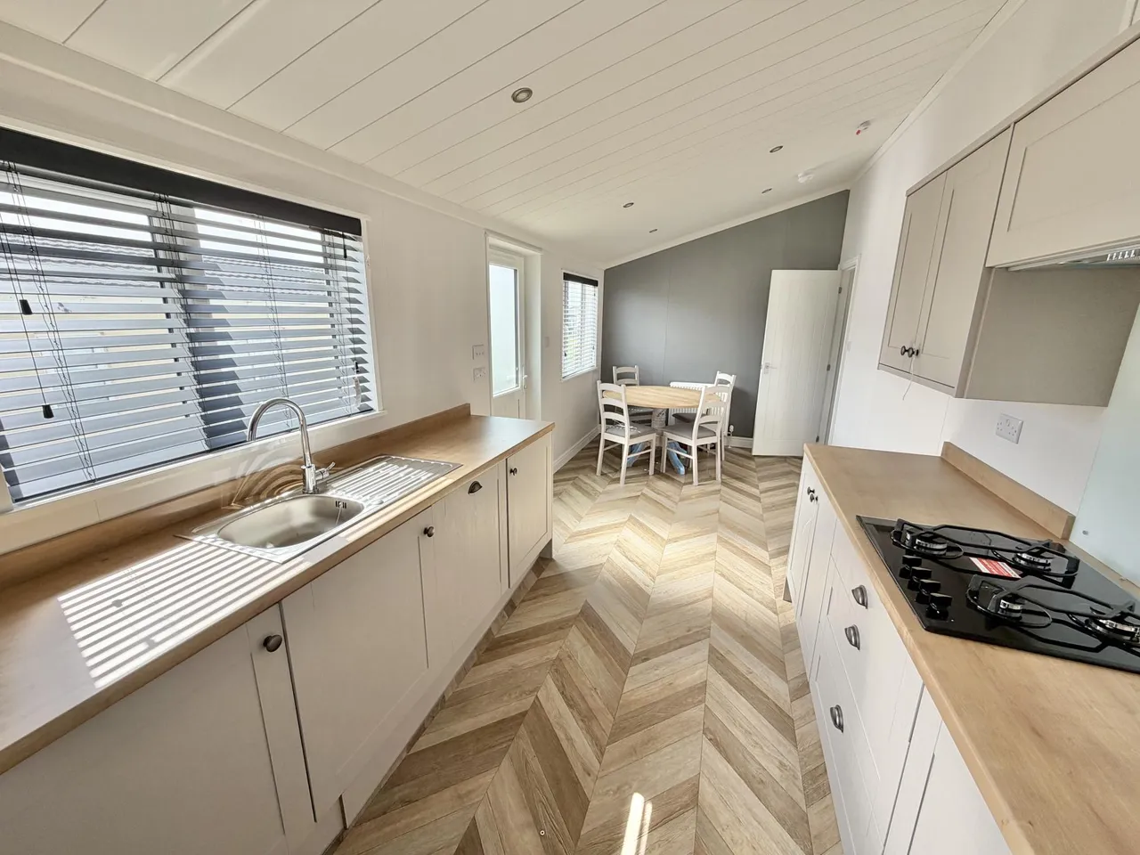 Scamford Park, Camrose, SA62, photo 4
