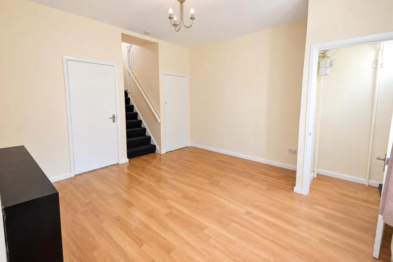 Parliament Street, Hebburn, NE31, photo 3