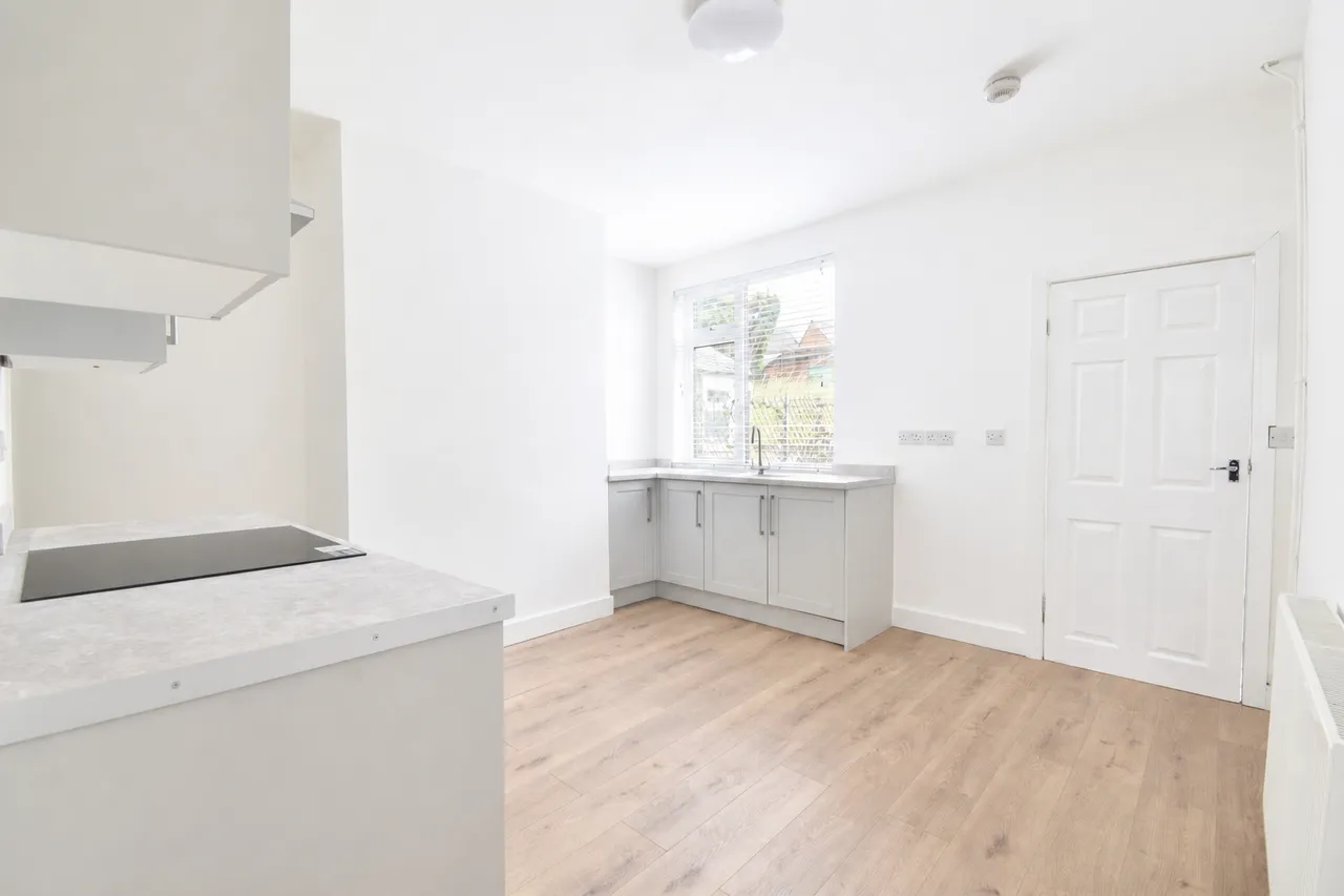 Ray Street, Heanor, DE75, photo 2