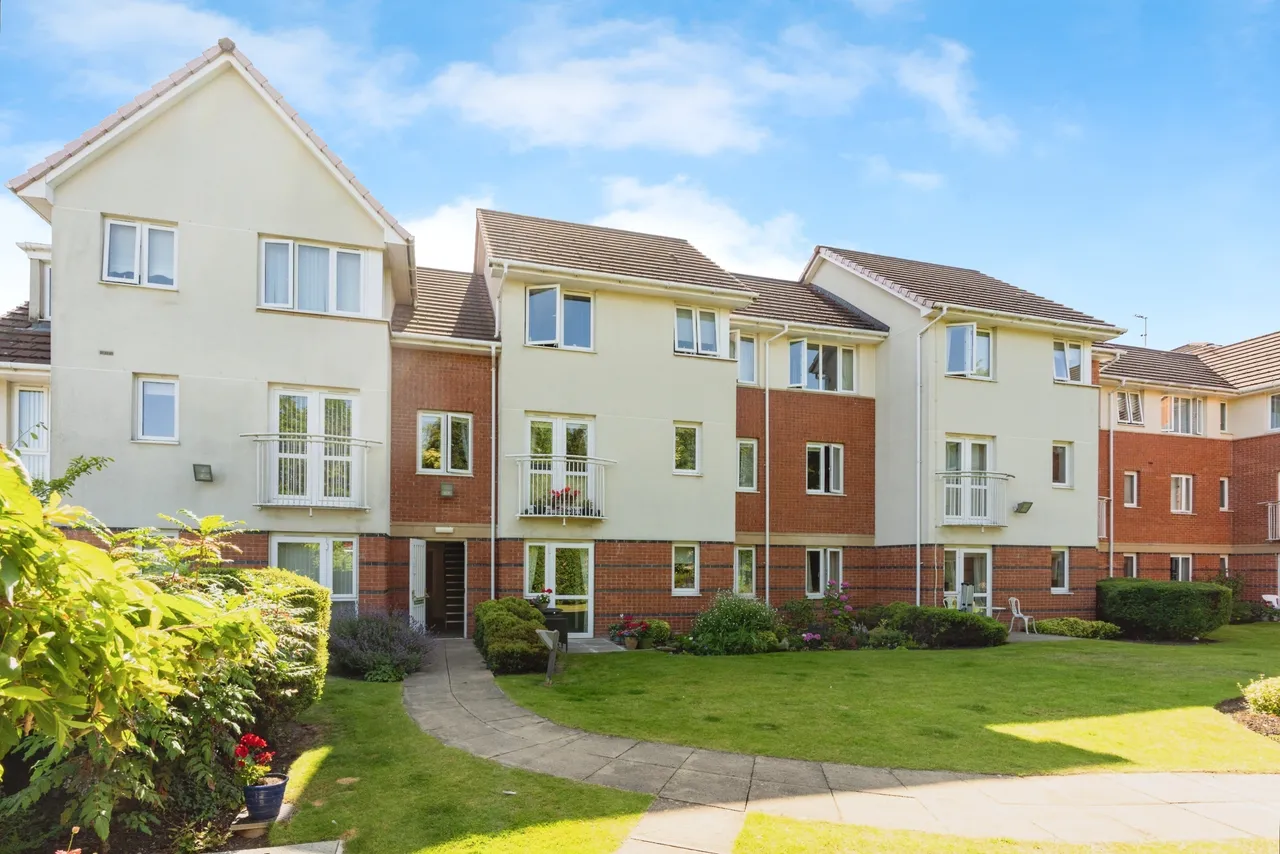 Bradshaw Lane, Warrington, WA4, photo 13