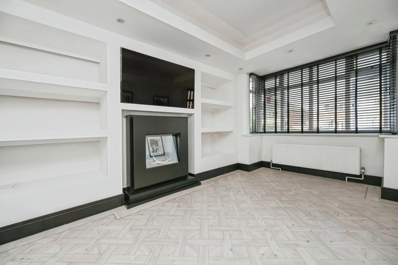 Deyes Lane, Liverpool, L31, photo 12