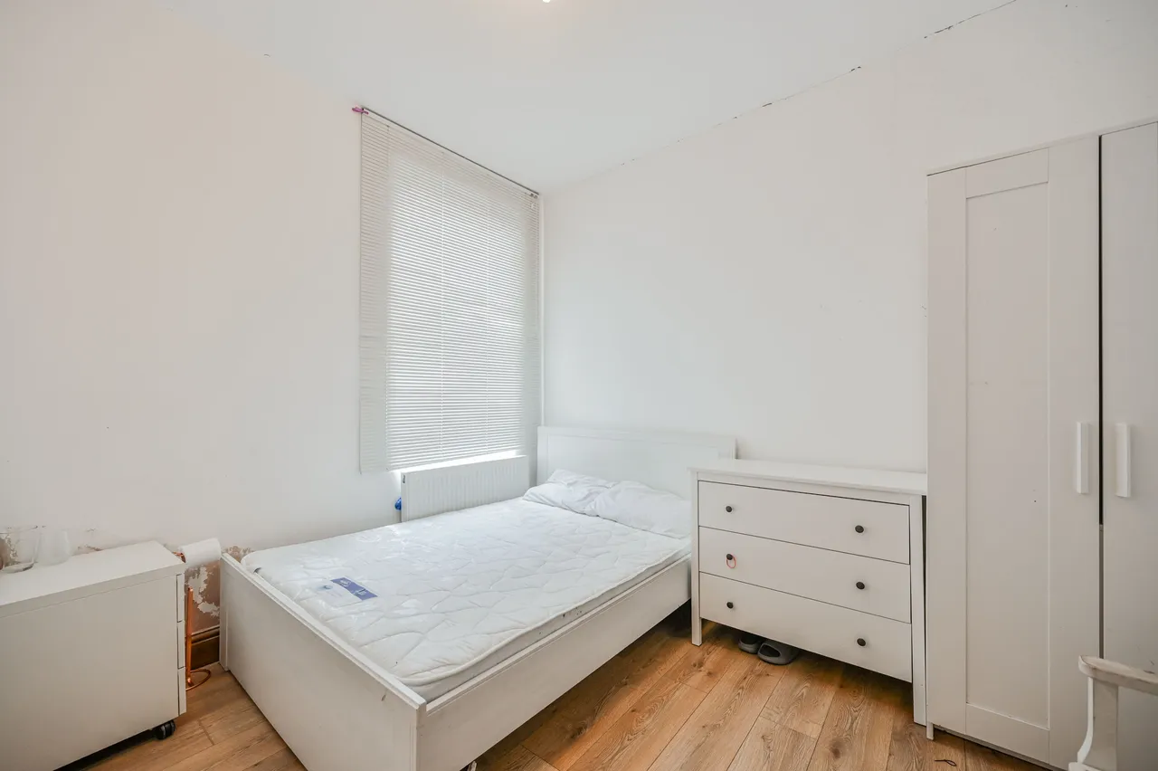 10 St Loys Road, London, photo 6