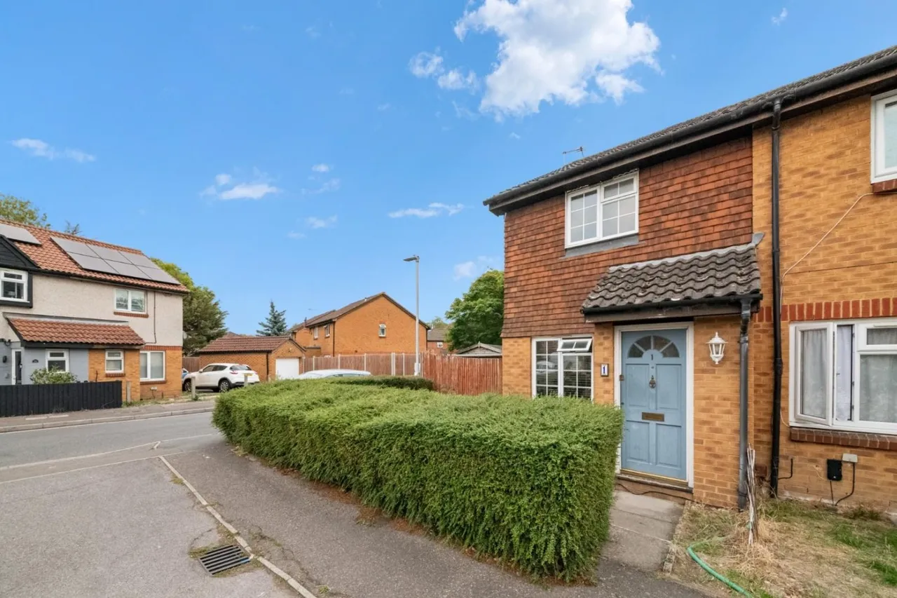 Abbey Close, Hayes, UB3, photo 11