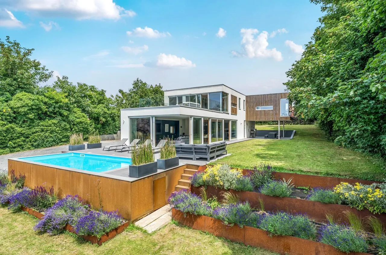5 bed house for sale, Architect-Designed Contemporary Residence, West Malling