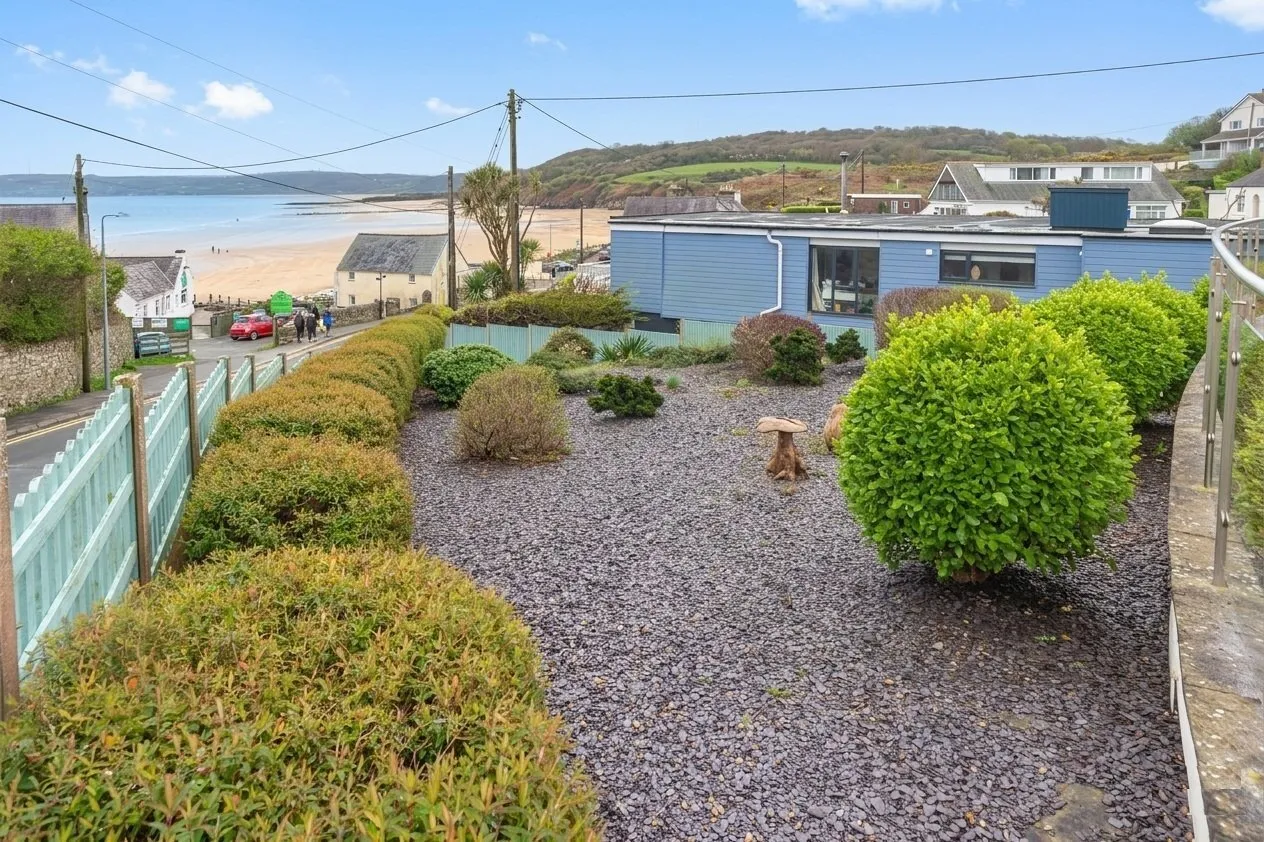 Beach Road, Benllech, photo 32