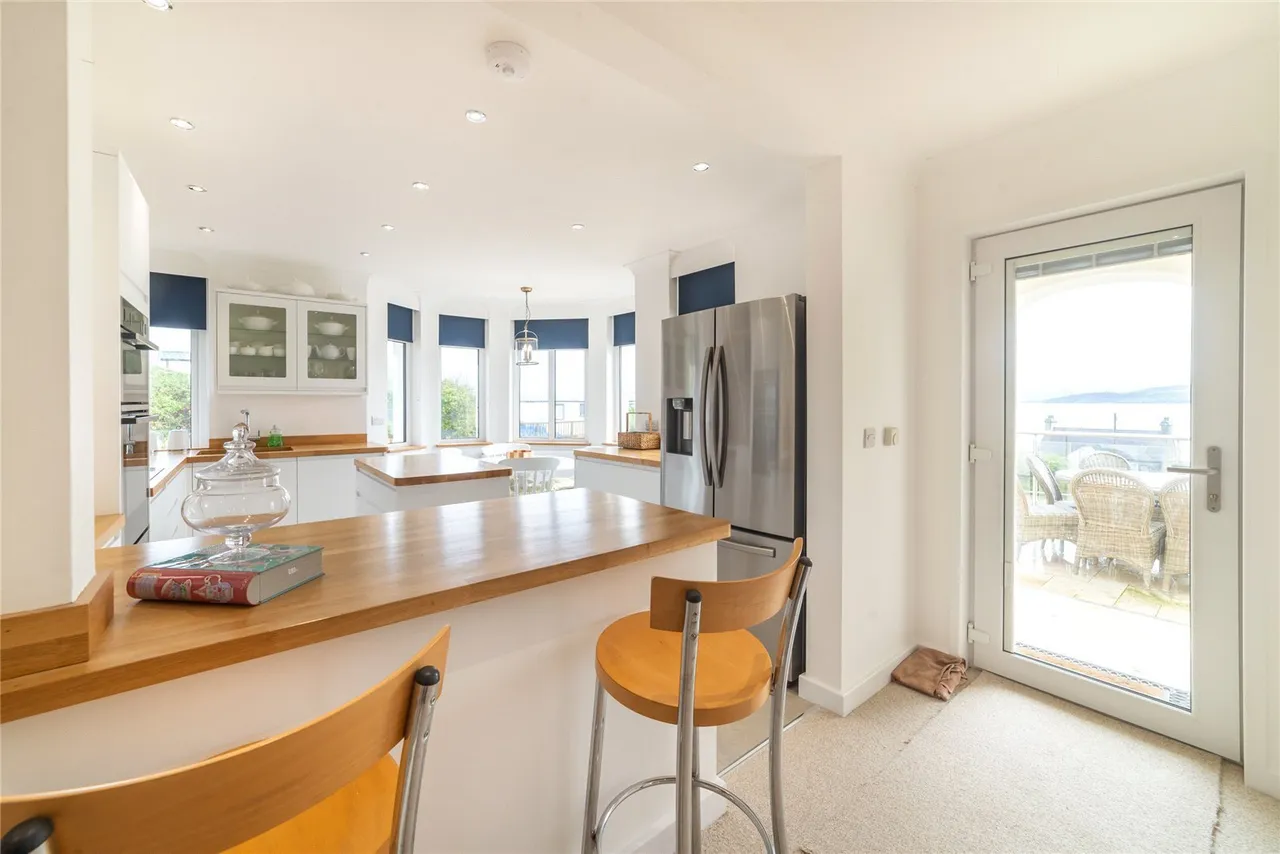 Beach Road, Benllech, photo 11
