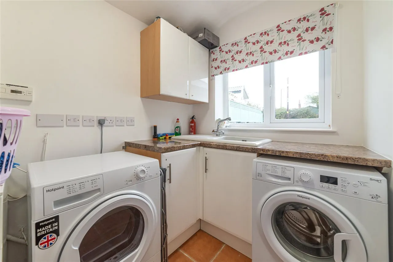 Beach Road, Benllech, photo 30