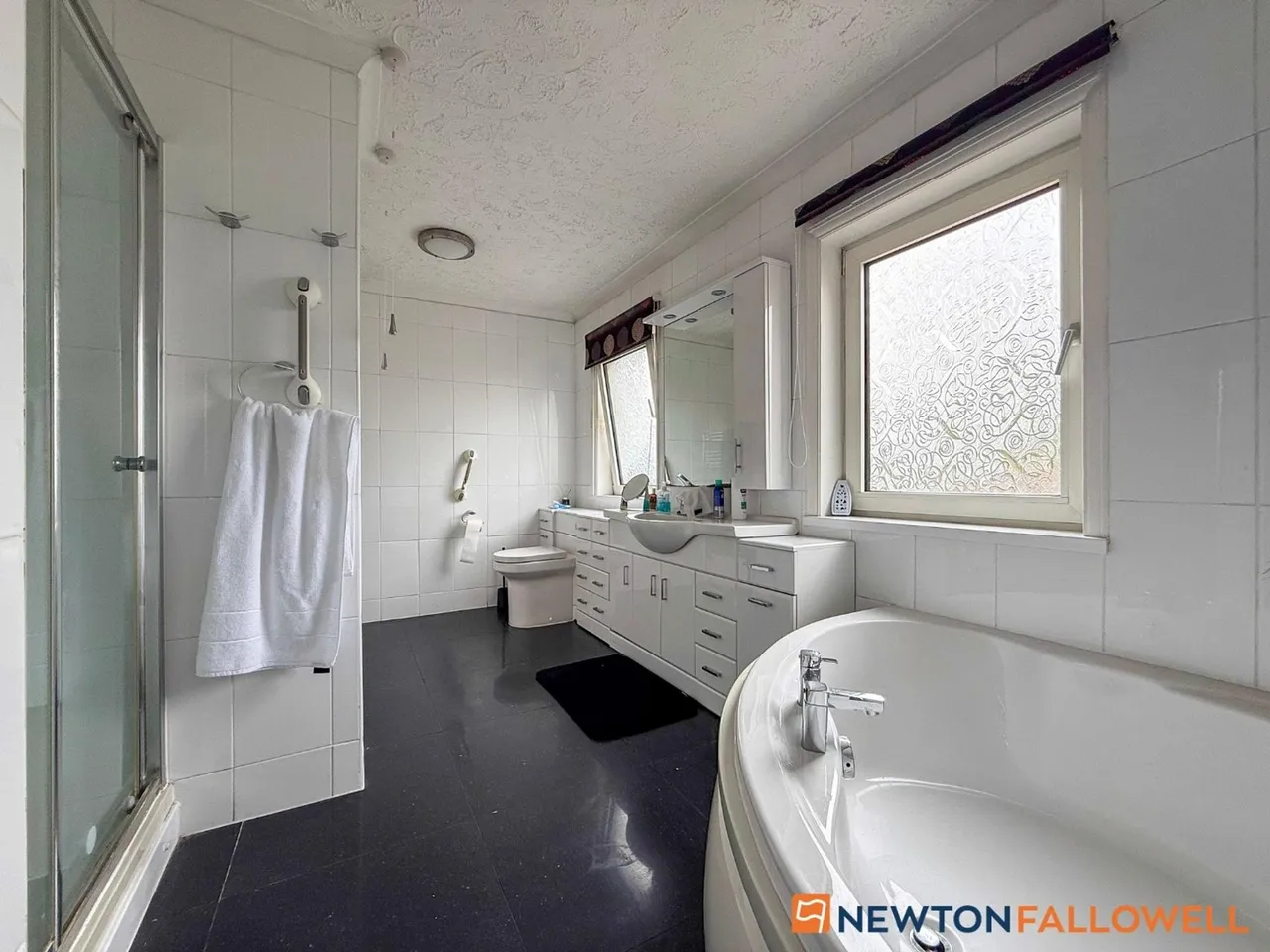 London Road, New Balderton, NG24, photo 15