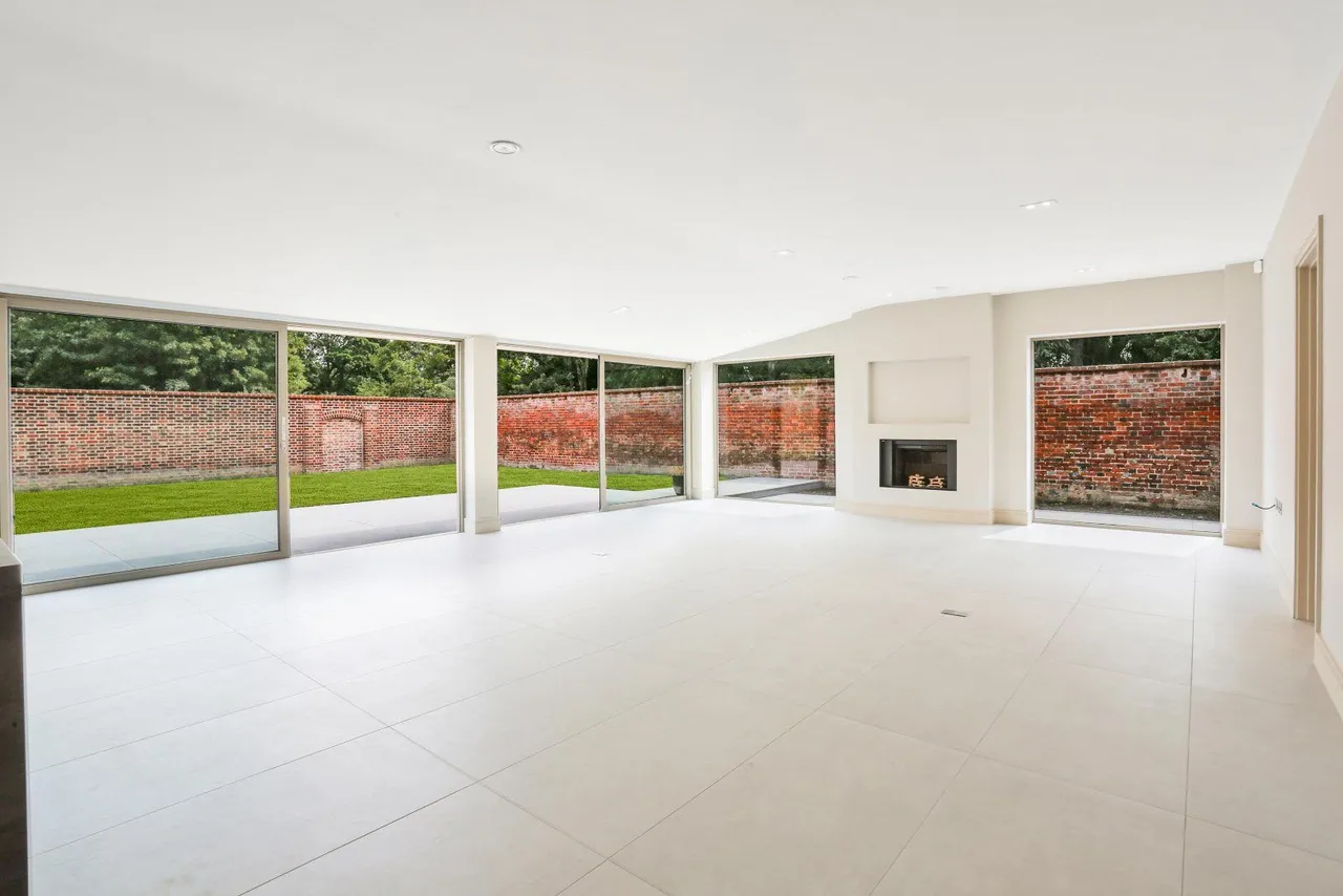 Cheapside Road, Ascot, Berkshire, SL5 7FD, photo 2