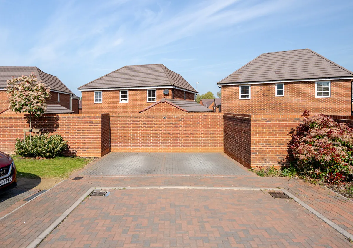 Milton Keynes, MK17, photo 18