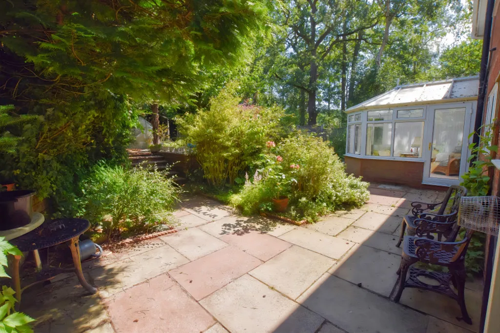 Broom Hollow, Loggerheads, photo 24