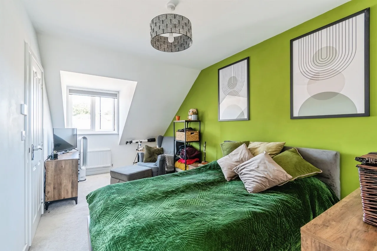 Gainey Gardens, Chippenham, SN15, photo 15