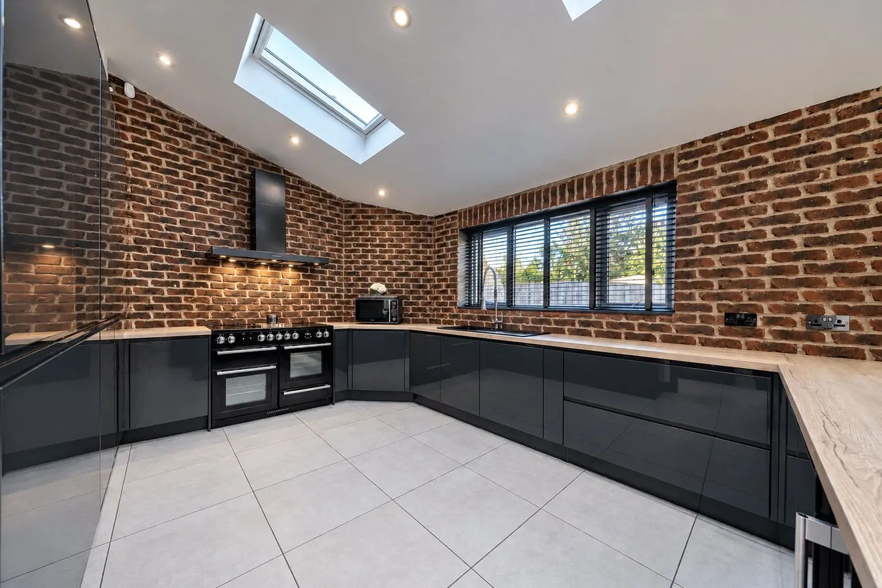Thornes Road, Wakefield, photo 10